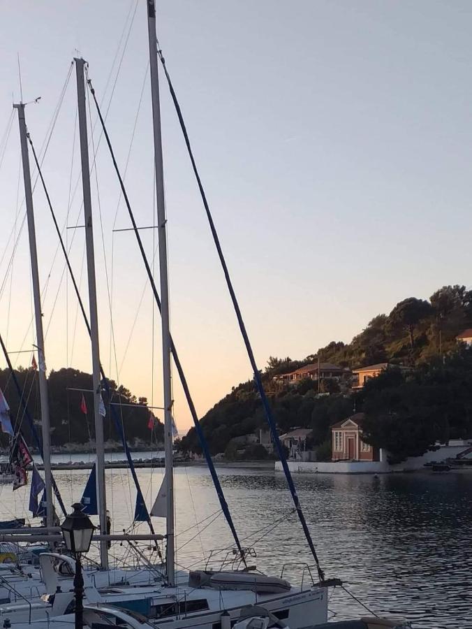 Dina Studio Λάκκα Εξωτερικό φωτογραφία